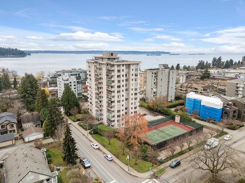 1102 555 13Th Street, West Vancouver, BC 