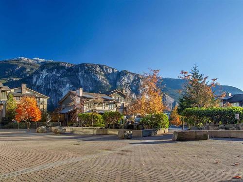 419 1211 Village Green Way, Squamish, BC 