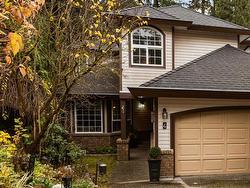 4 FOXWOOD COURT  Port Moody, BC V3H 4W7