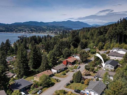 5218 Radcliffe Road, Sechelt, BC 