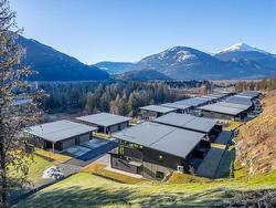 29-4000 Sunstone Way  Pemberton, BC V0N 2L3