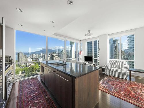 2301 1455 Howe Street, Vancouver, BC 