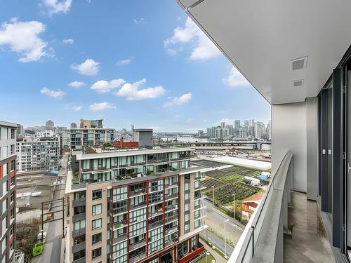 1302 1768 Cook Street, Vancouver, BC 