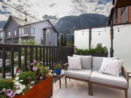 37989 Helm Way, Squamish, BC 