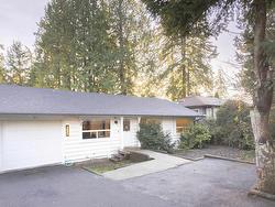 485 E 29TH STREET  North Vancouver, BC V7N 1E2