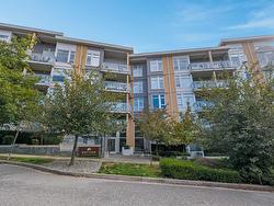 207 3263 PIERVIEW CRESCENT  Vancouver, BC V5S 0C3