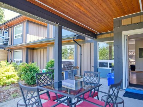 1 5778 Marine Way, Sechelt, BC 