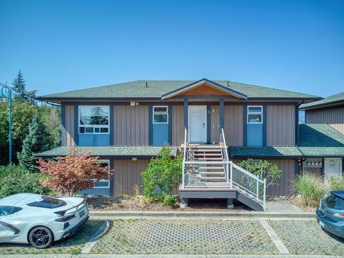 1 5778 Marine Way, Sechelt, BC 