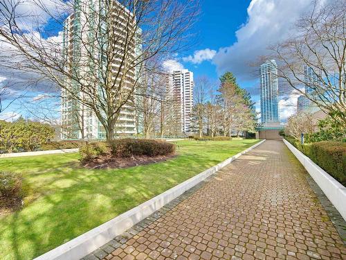 901 5899 Wilson Avenue, Burnaby, BC 