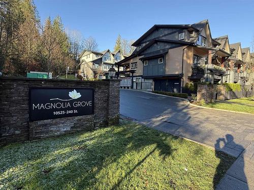 8 10525 240 Street, Maple Ridge, BC 