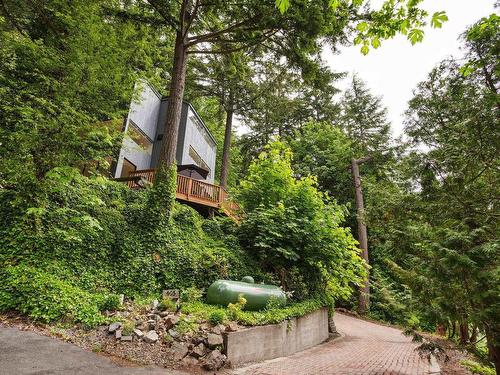 405 Timbertop Drive, Lions Bay, BC 