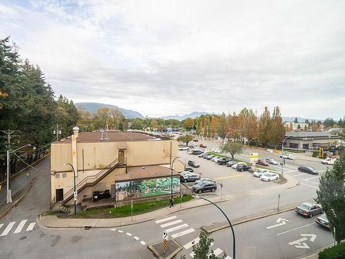 504 2789 Shaughnessy Street, Port Coquitlam, BC 