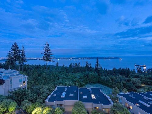 601 3105 Deer Ridge Drive, West Vancouver, BC 