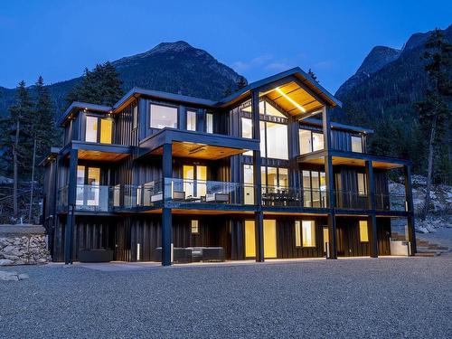 9333 Warbler Way, Whistler, BC 