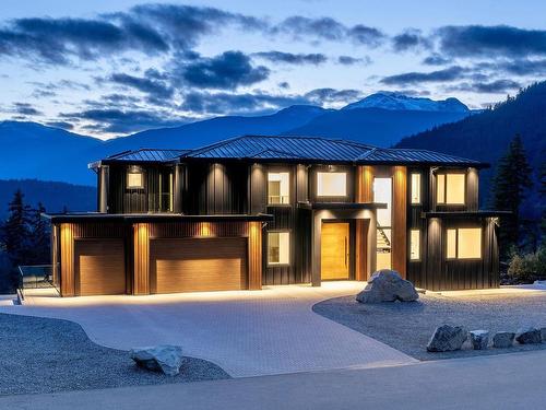 9333 Warbler Way, Whistler, BC 