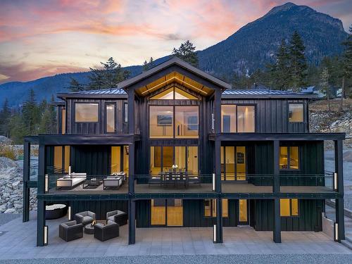 9333 Warbler Way, Whistler, BC 