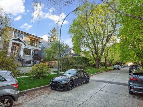 3814 W 15Th Avenue, Vancouver, BC 