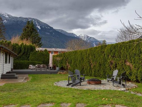 1360 Oak Place, Squamish, BC 