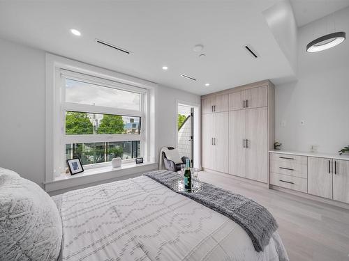 2660 E 26Th Avenue, Vancouver, BC 