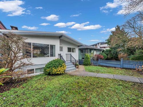 3163 E 16Th Avenue, Vancouver, BC 