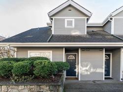 105 222 W 4TH STREET  North Vancouver, BC V7M 1H7