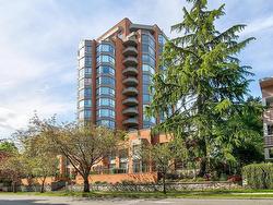 902 1860 ROBSON STREET  Vancouver, BC V6G 3C1