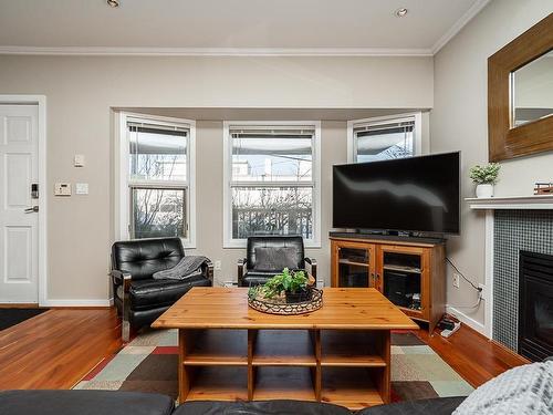 1874 W 7Th Avenue, Vancouver, BC 