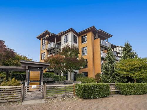 302 220 Salter Street, New Westminster, BC 