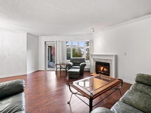 325 121 W 29Th Street, North Vancouver, BC 