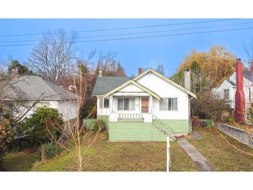 438 W 14Th Street, North Vancouver, BC 