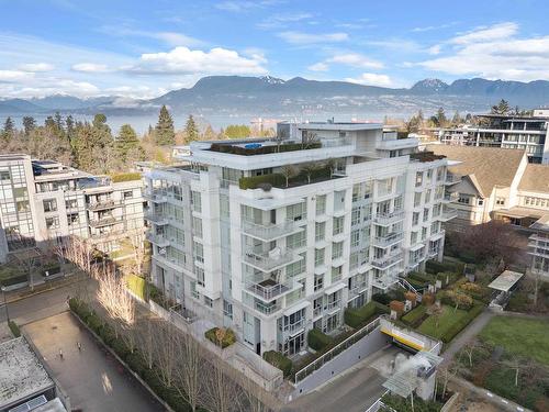 403 6080 Iona Drive, Vancouver, BC 