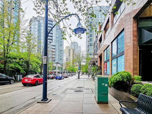 1506 1188 Howe Street, Vancouver, BC 