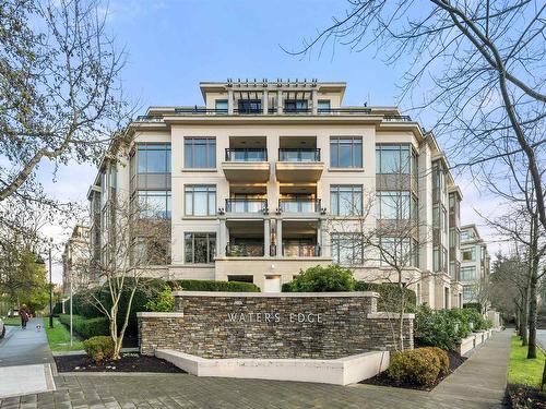 402 568 Waters Edge Crescent, West Vancouver, BC 