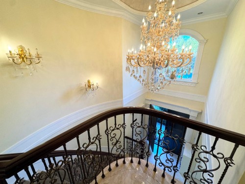 1562 40Th Avenue W, Vancouver, BC 