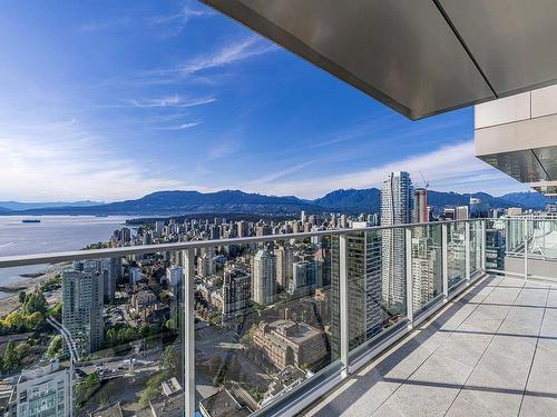 5601 1480 Howe Street, Vancouver, BC 