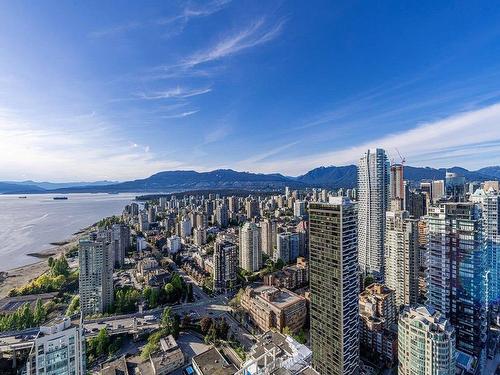 5601 1480 Howe Street, Vancouver, BC 