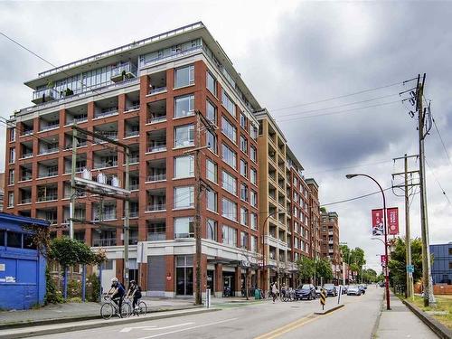 606 221 Union Street, Vancouver, BC 