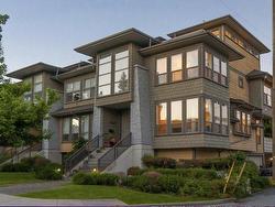 1650 ST GEORGES AVENUE  North Vancouver, BC V7L 3J7