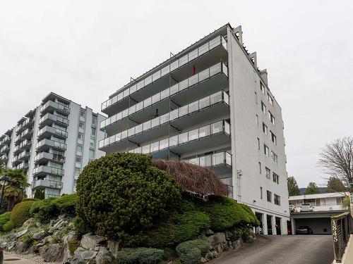 201 1845 Bellevue Avenue, West Vancouver, BC 