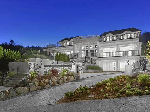 1445 Sandhurst Place, West Vancouver, BC 