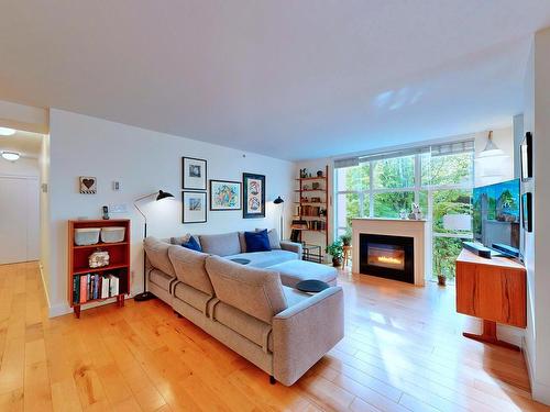 203 518 W 14Th Avenue, Vancouver, BC 