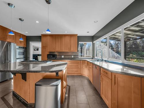 310 Macbeth Crescent, West Vancouver, BC 