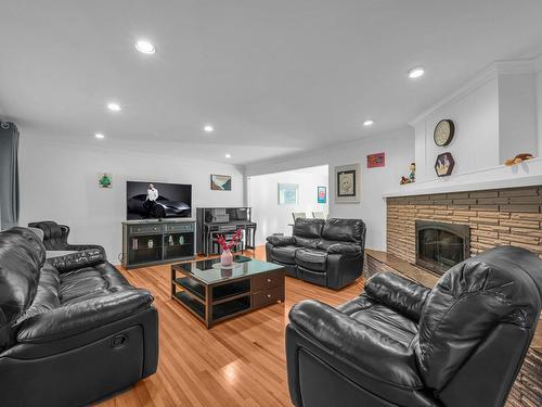 310 Macbeth Crescent, West Vancouver, BC 