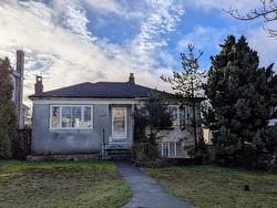 2346 W 20TH AVENUE  Vancouver, BC V6L 1G5