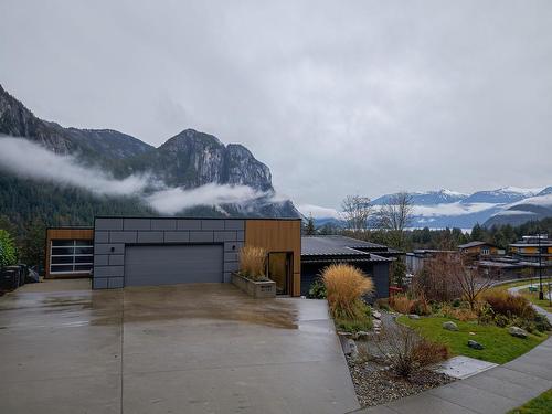 2232 Crumpit Woods Drive, Squamish, BC 