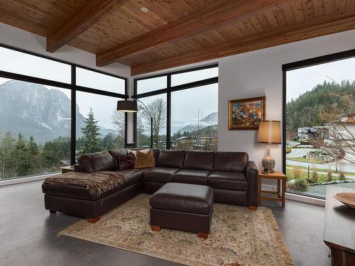 2232 Crumpit Woods Drive, Squamish, BC 