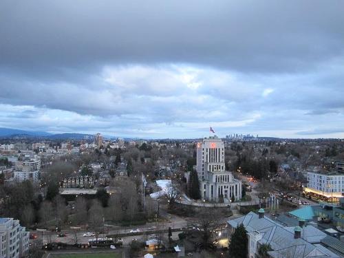 1902 2668 Ash Street, Vancouver, BC 