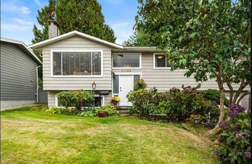 21184 Cook Avenue, Maple Ridge, BC 