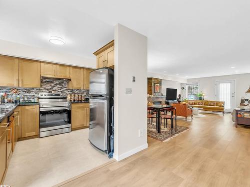 3 6500 Cook Gate, Richmond, BC 