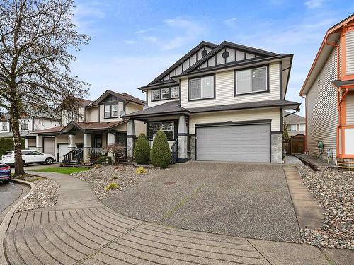 24133 Hill Avenue, Maple Ridge, BC 